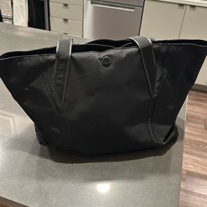 COPY - LULULEMON gym bag